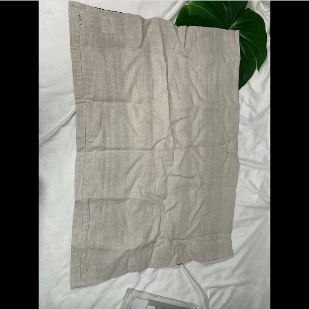 NIB $135 Hotel Collection Global Stripe‎ (1) Linen Standard Sham #238